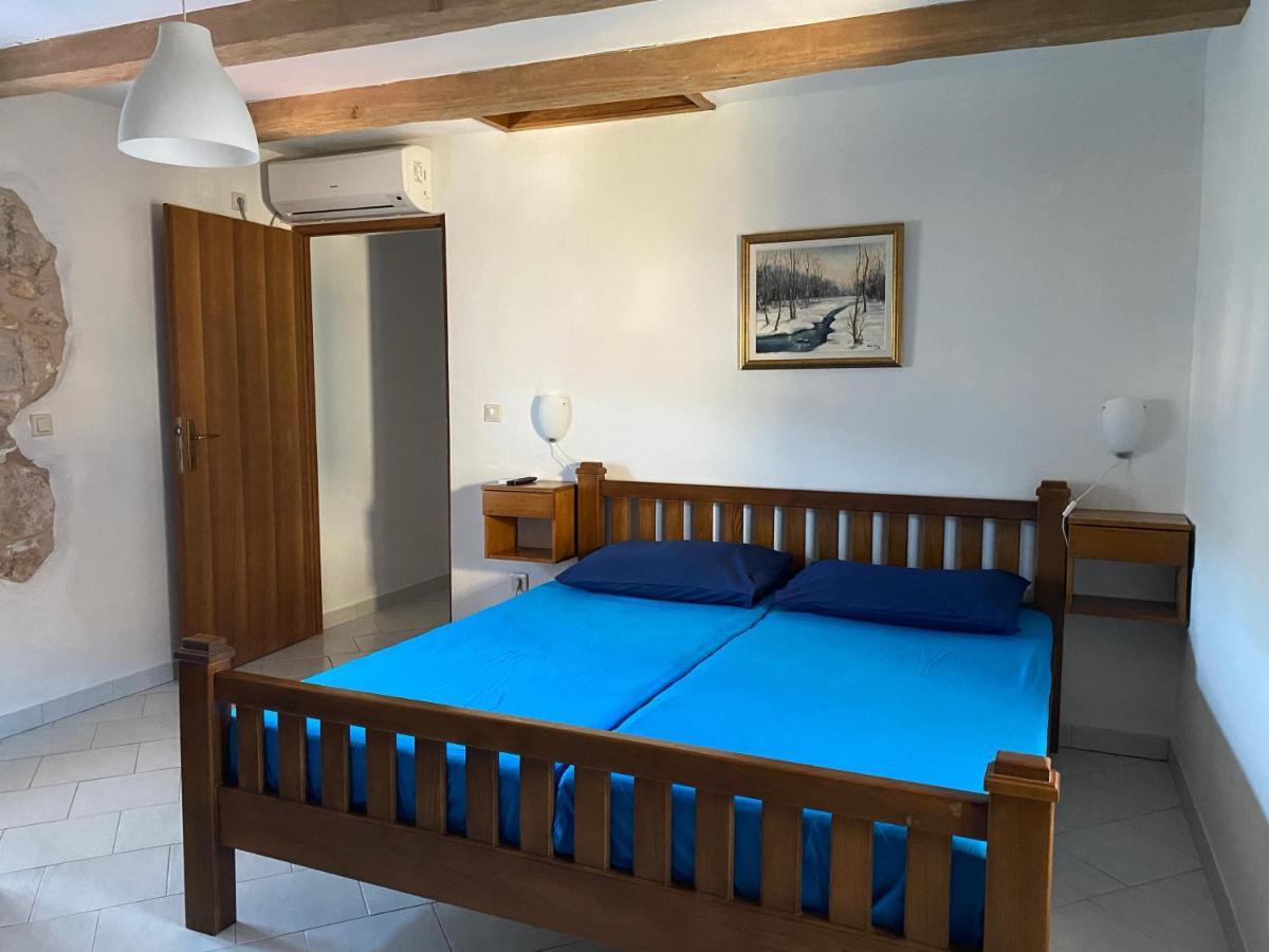 Holiday House With A Swimming Pool Vrbanj, Hvar - 11040 Εξωτερικό φωτογραφία